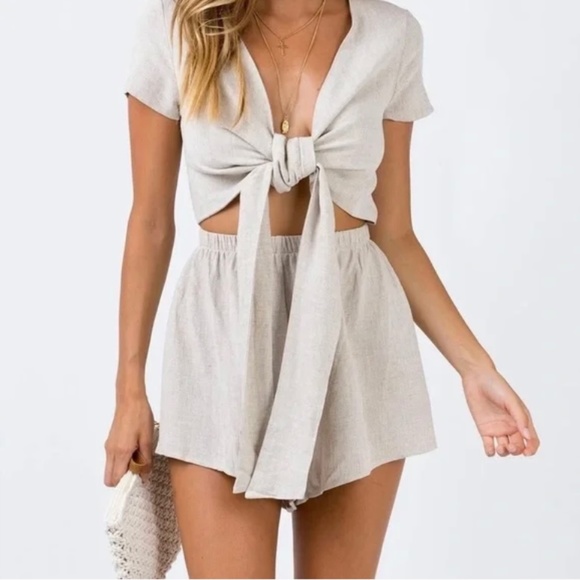 Princess Polly Linen Romper Size US 2 - Picture 1 of 5